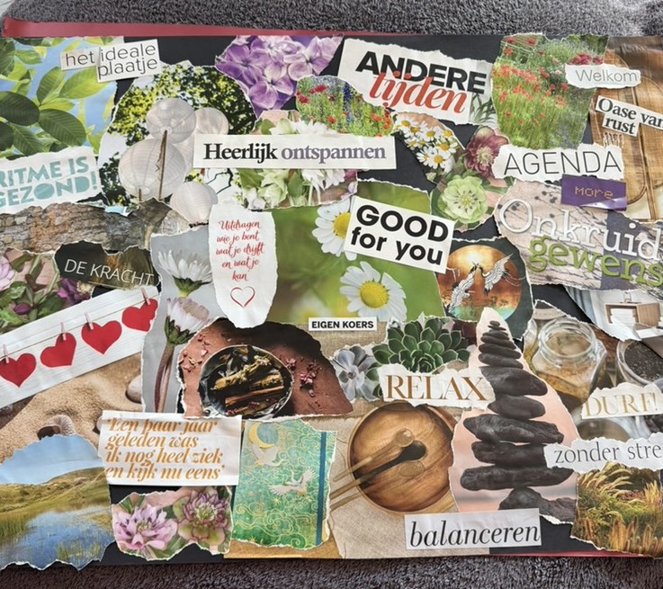 Moodboard met bloemen en woorden als Relax en Balanceren